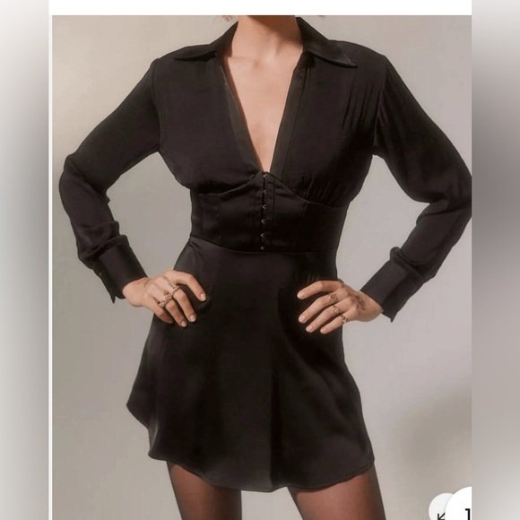 Urban Outfitters Dresses & Skirts - Urban Outfitters Phoebe Corsetted Long Sleeve Shirt Dress Size Large Black NWT
